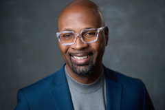 clean hip professional photographer headshot Dc Metro